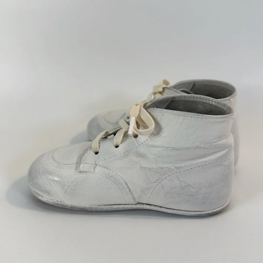 Vintage‎ Ivory White Leather Crib Baby Walker Shoes